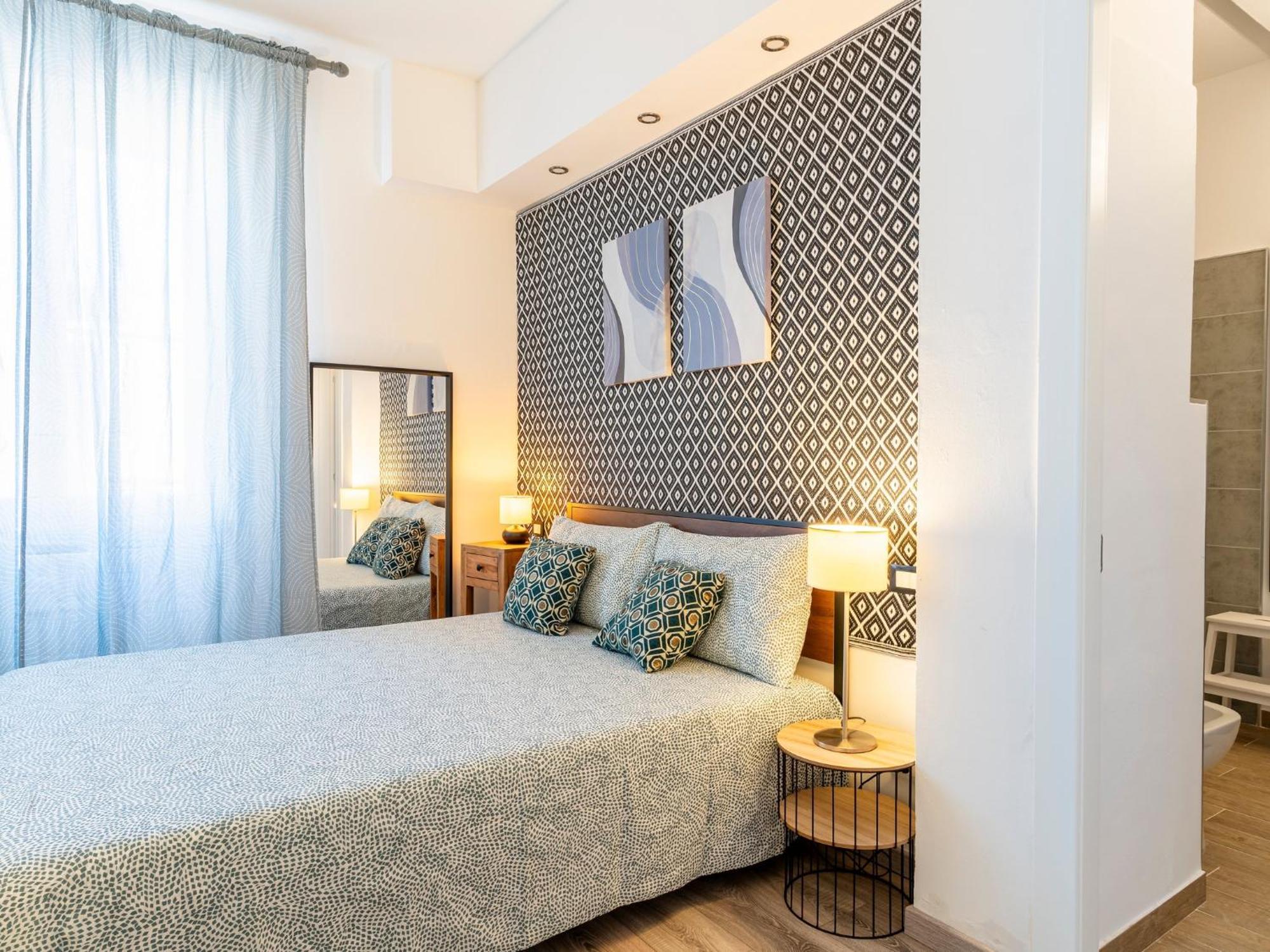 Livorno Central And Modern 2 Apts & 1 Room! Экстерьер фото